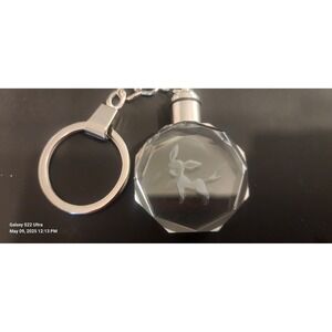 Pokemon Glaceon‎ Crystal Keychain LED Light Up Keyring Anime Charm Gift